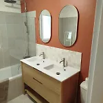 펜션 Maison Au Calme Sur Le Golf Avec Piscine Privee *